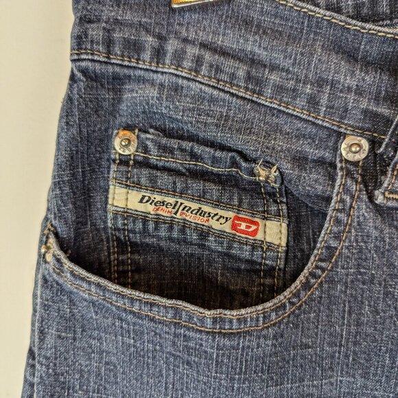 Diesel Men's Jeans, Sz 33 - Picture 2 of 7